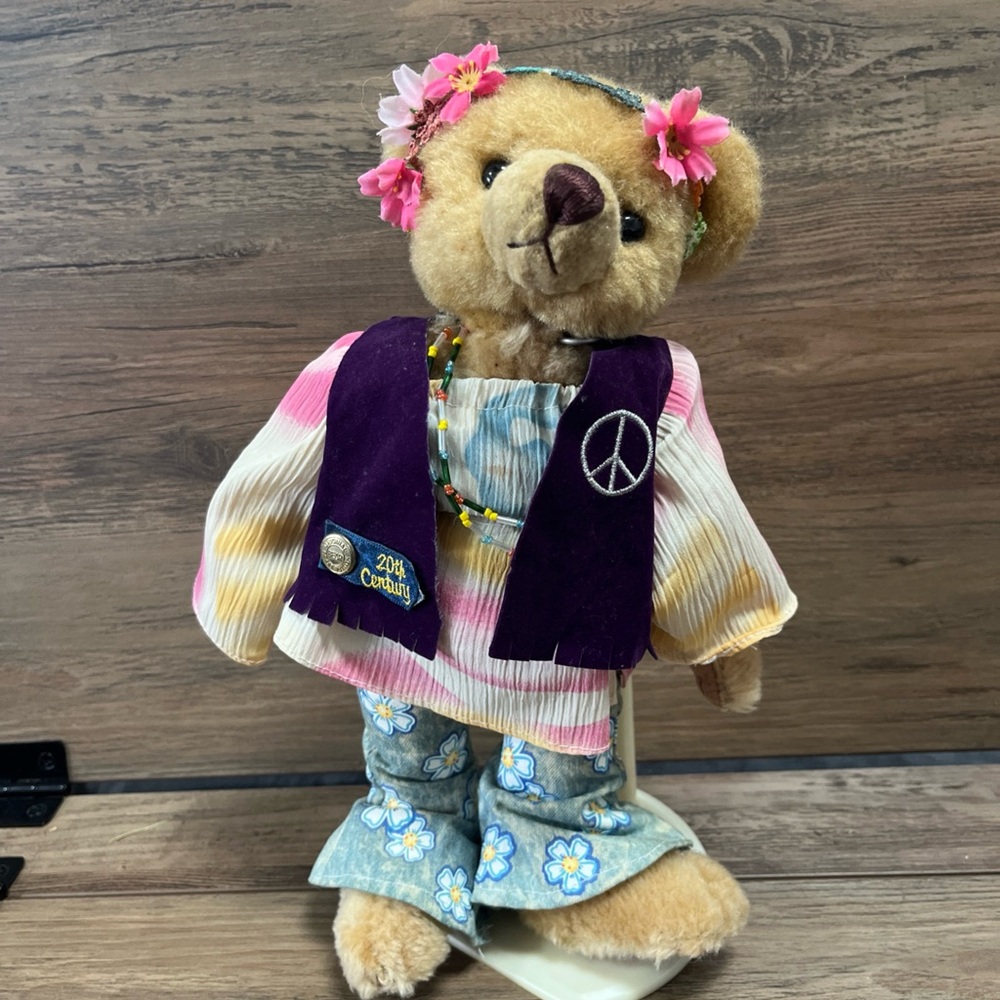 1960s Peace Love Flower Child Hippie Bear Ivy By Brass Button Bears Collection